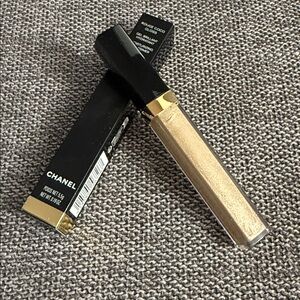 Chanel Rouge Coco Gloss Moisturizing Glossimer Lip Gloss 712 Melted Honey New